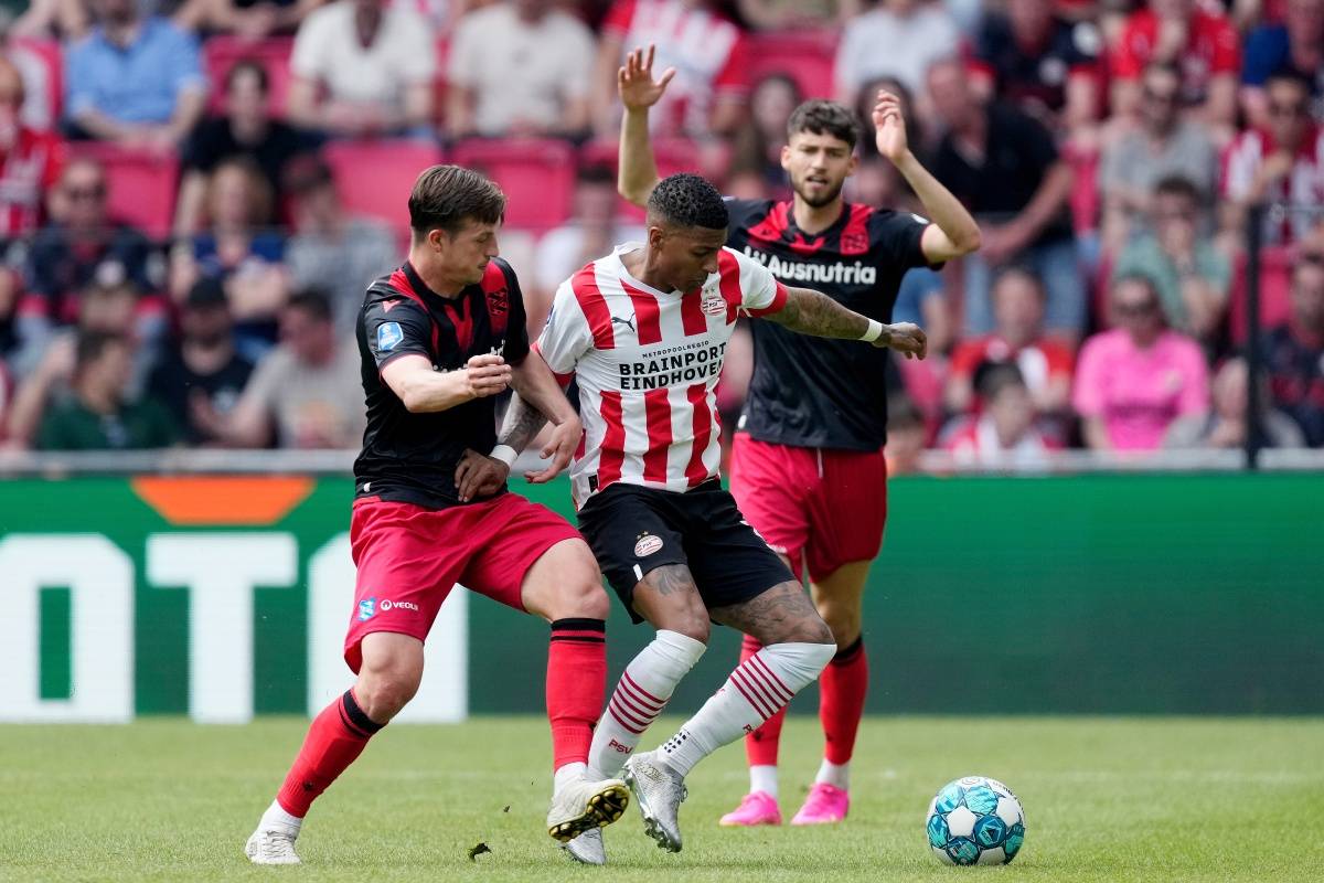 卫在拦截和 卫在拦截和